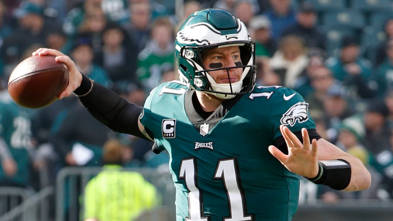 carson-wentz-171126-sl.jpg