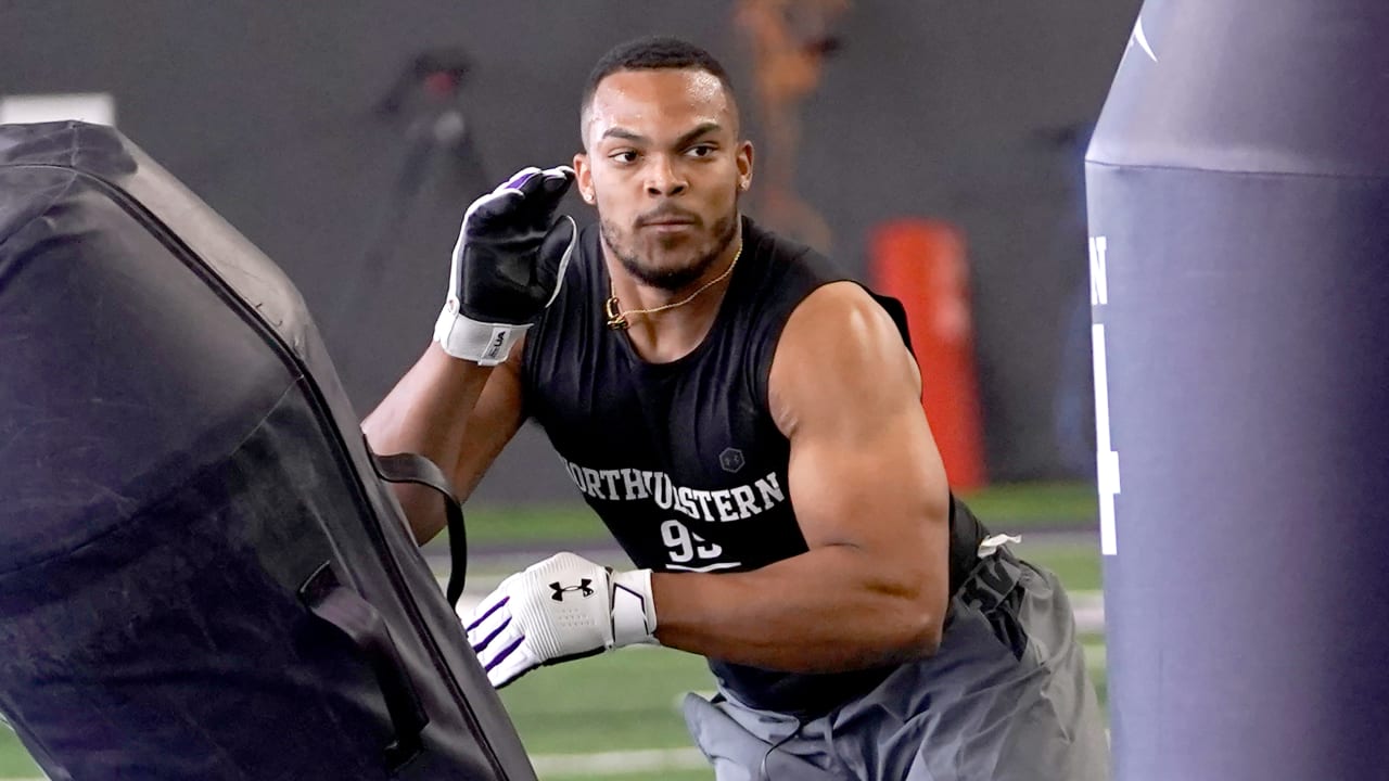 Los Angeles Rams select Northwestern Wildcats defensive end Earnest