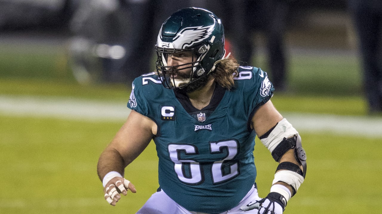 Jason Kelce, Eagles agree to new 2021 deal worth up to $12M