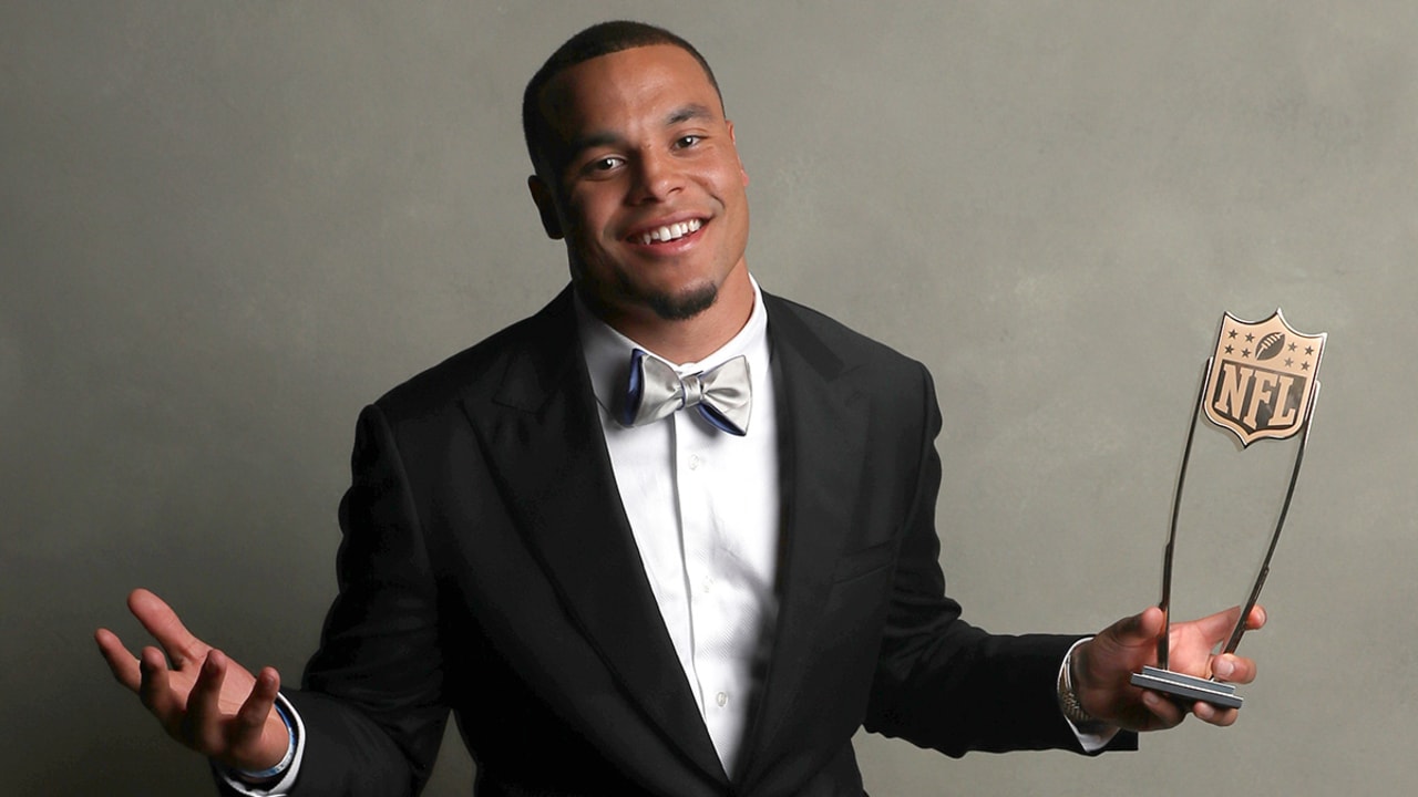 Dallas Cowboys QB Dak Prescott's fashion is all about bow ties