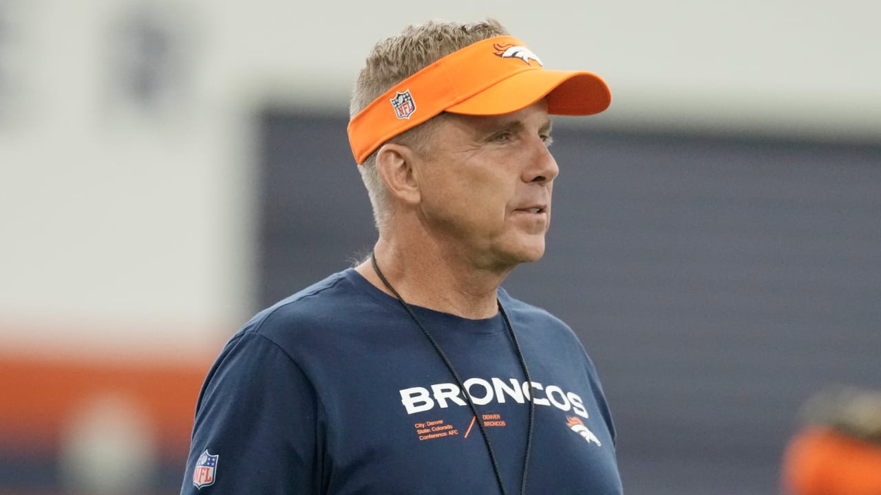 Broncos training camp rewind, Day 3: Coach Nathaniel Hackett goes