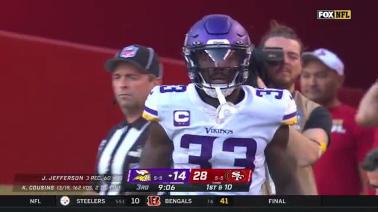 Minnesota Vikings wide receiver Justin Jefferson shows off his arm on  trick-play pass to running back Dalvin Cook for 24 yards