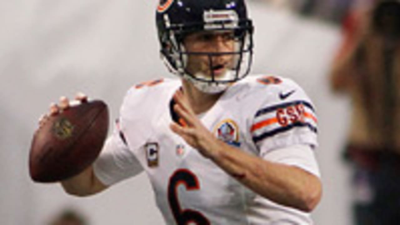 jay-cutler-121210-spot.jpg