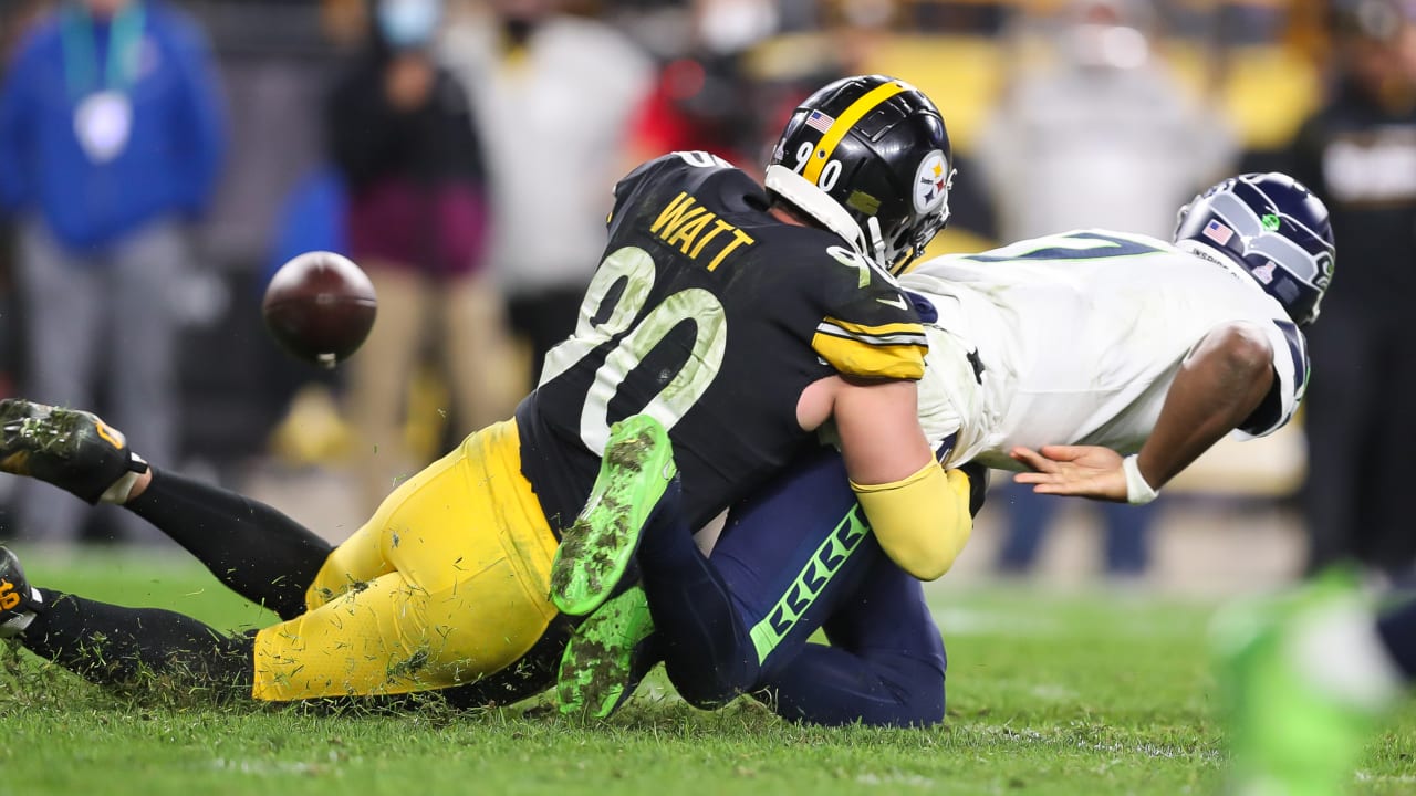 T.J. Watt sets Steelers sacks record, wins game with touchdown