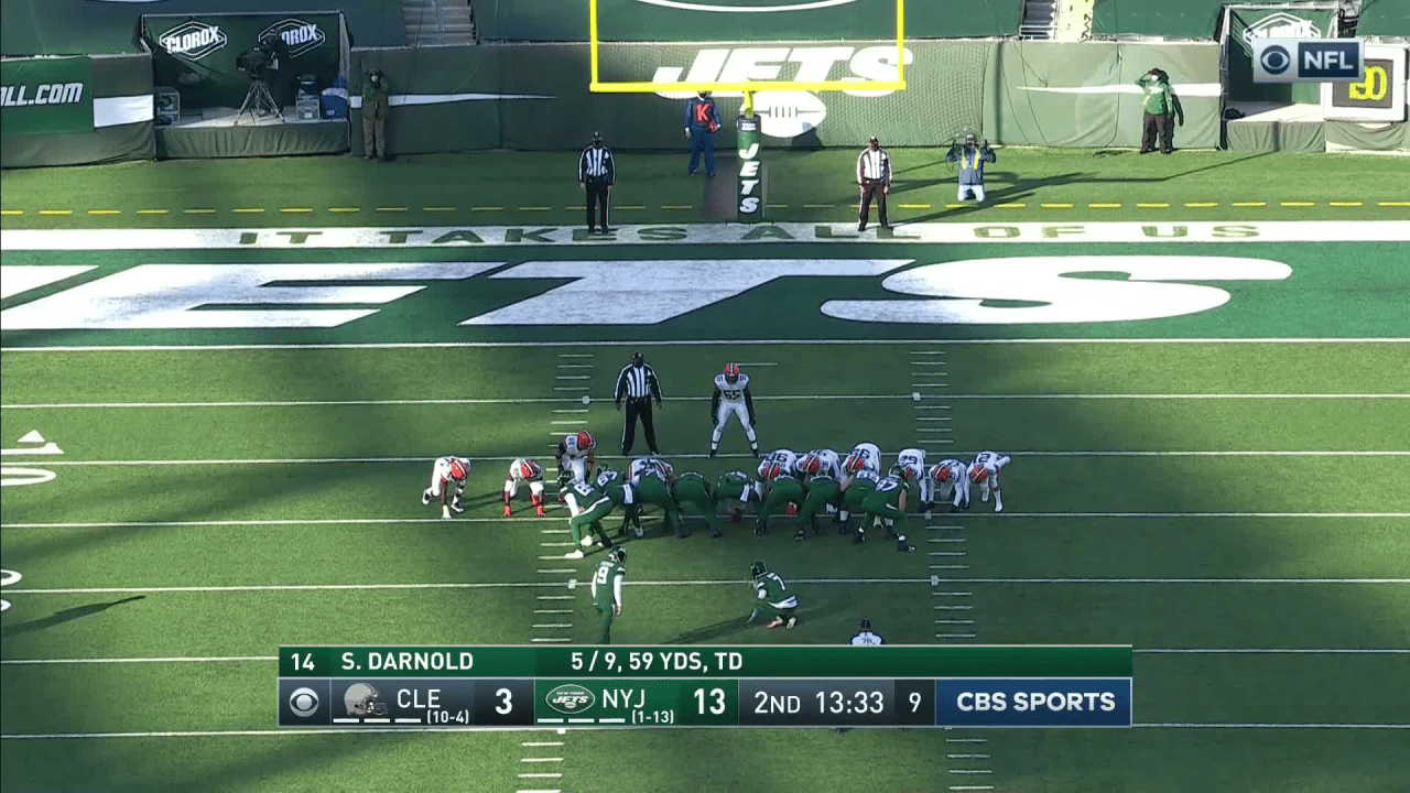 New York Jets kicker Sam Ficken's extra point attempt is blocked