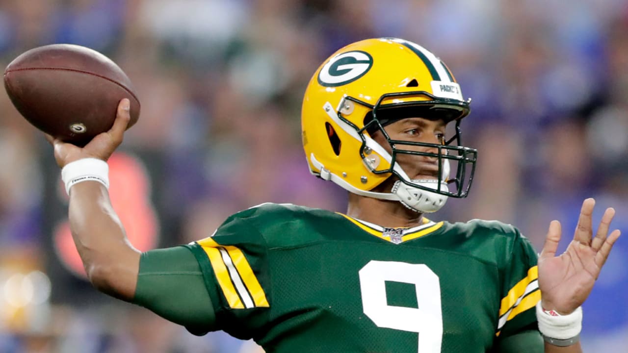 Raiders claim former Packers QB DeShone Kizer