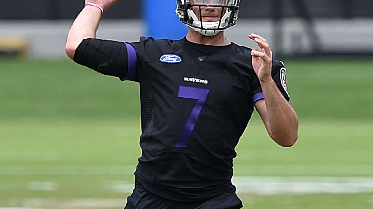 Ravens QB Trace McSorley working as punt returner