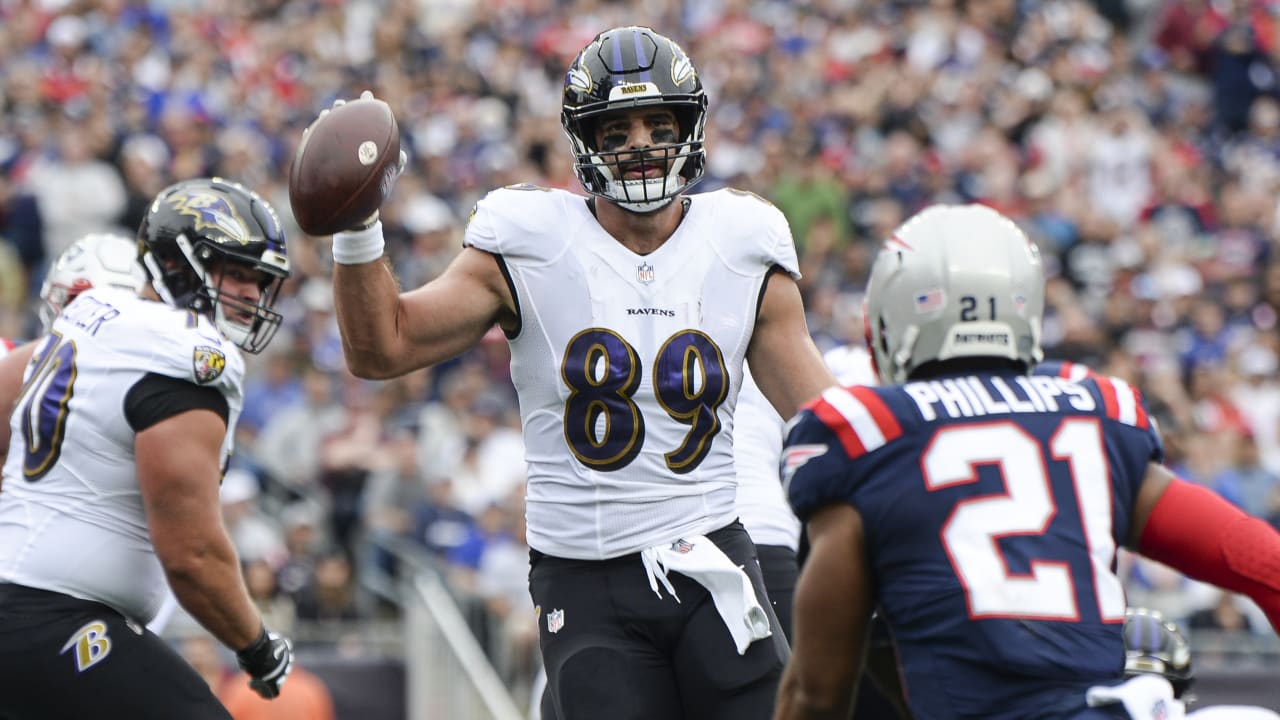 Baltimore Ravens quarterback Lamar Jackson steps up in the pocket to  deliver TD pass to tight end Mark Andrews