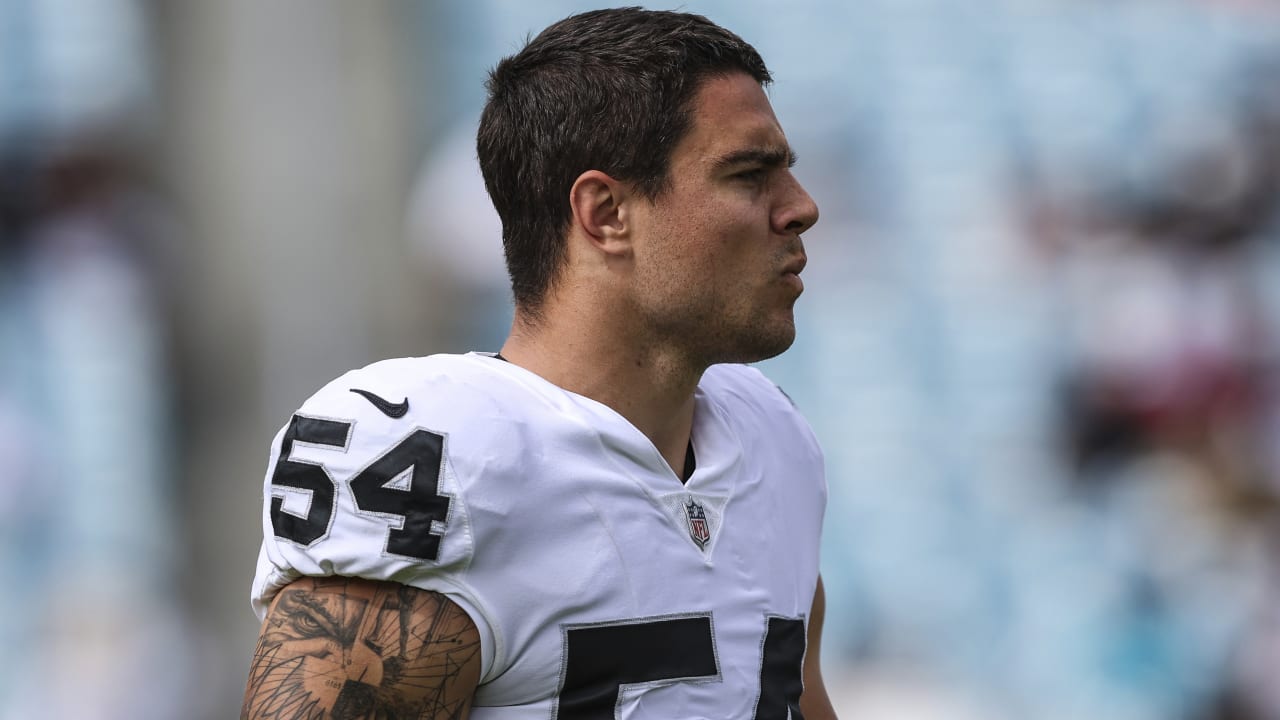 Las Vegas Raiders LB Blake Martinez retires from football - ESPN