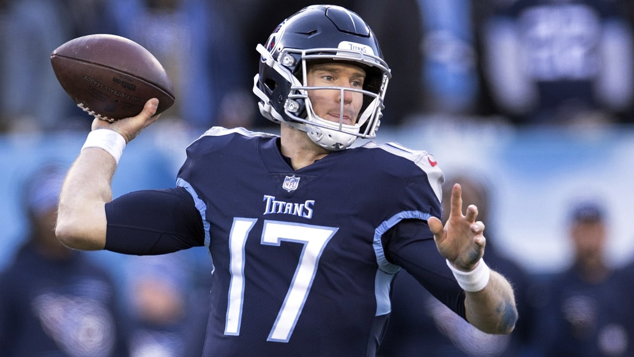 NFL Network's Cameron Wolfe: Aspect of Tennessee Titans offense to 'keep a  close eye on' at training camp