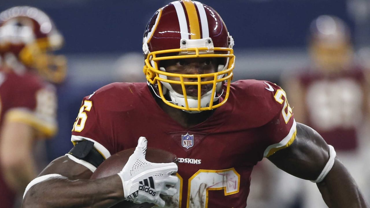 Adrian Peterson: Washington Redskins to re-sign RB on two-year deal