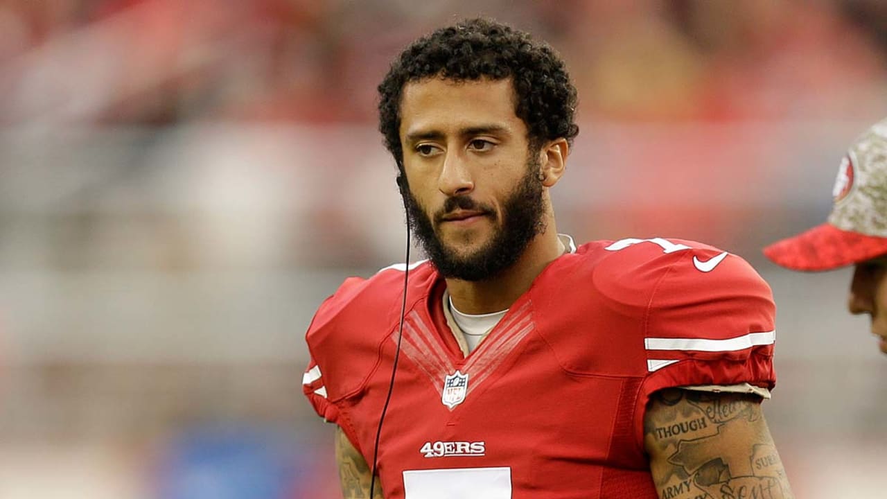 Colin Kaepernick-160830-sl