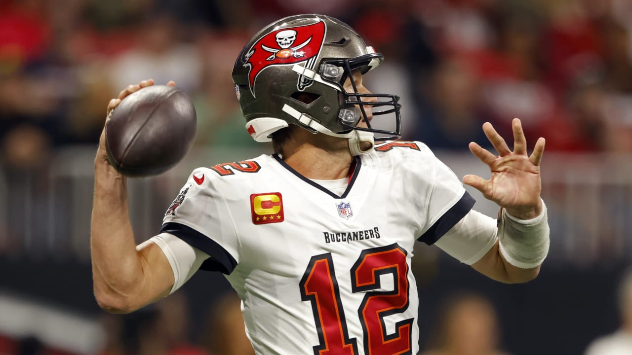 Tampa Bay Buccaneers quarterback Tom Brady's best throws in 4TD game