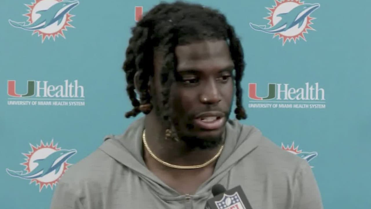 Why Dolphins' Tyreek Hill doesn't mind when Mike McDaniel calls him out