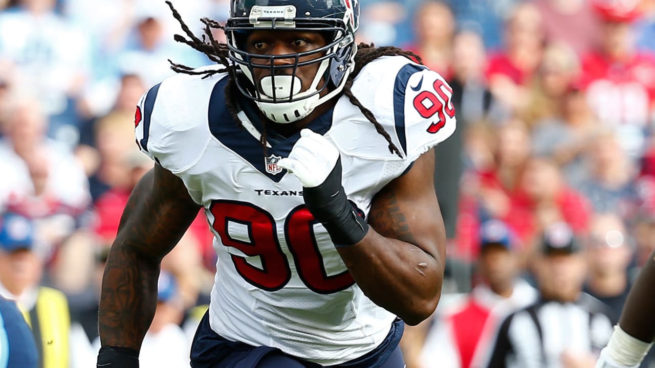 Clowney-Jadaveon-160525-SL.jpg