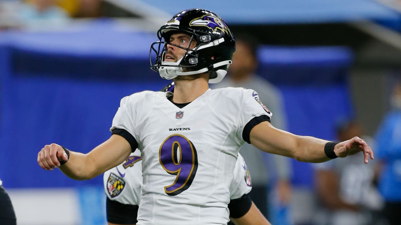 Five Kickers That Could Boot Your Team to Victory in Week 9