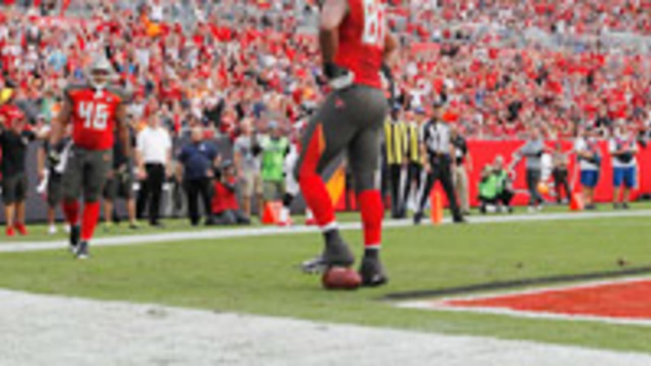 Seferian-Jenkins-sl-111014.jpg
