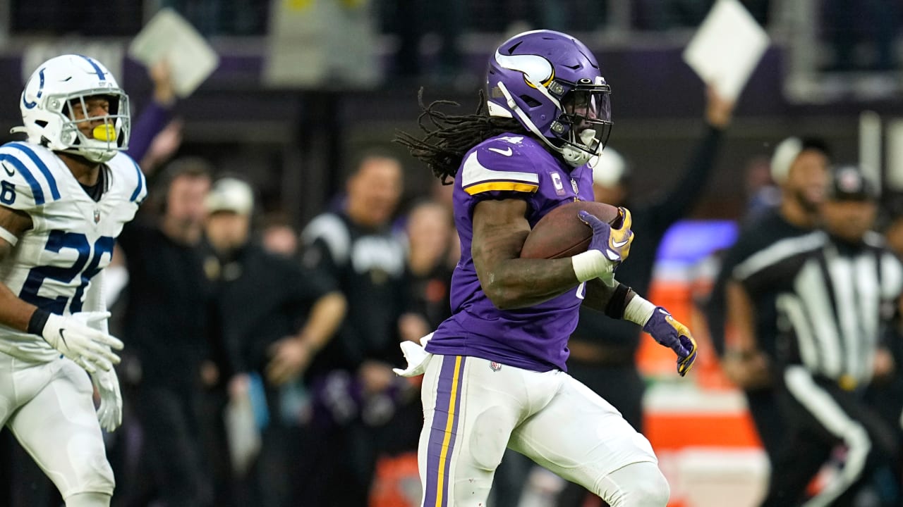 Can't-Miss Play: Big-man TD! Minnesota Vikings linebacker D.J. Wonnum  scores 51-yard TD after safety Harrison Smith's strip of Bryce Young