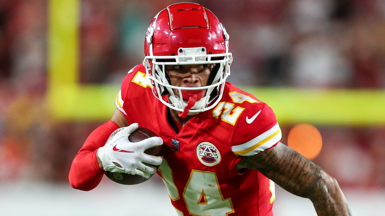 Kansas City Chiefs rookie wide receiver Skyy Moore's first catch of the  game goes for 15 yards on the opening play of the second half