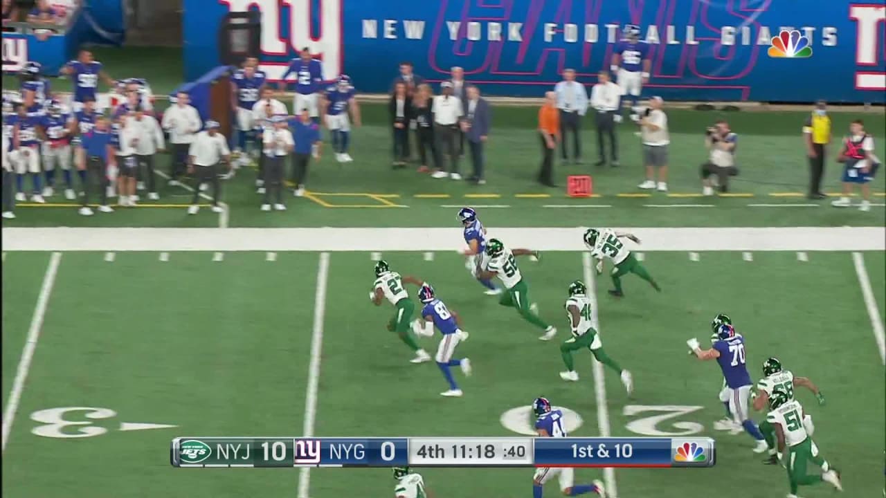 New York Giants running back Sandro Platzgummer (34) warms up