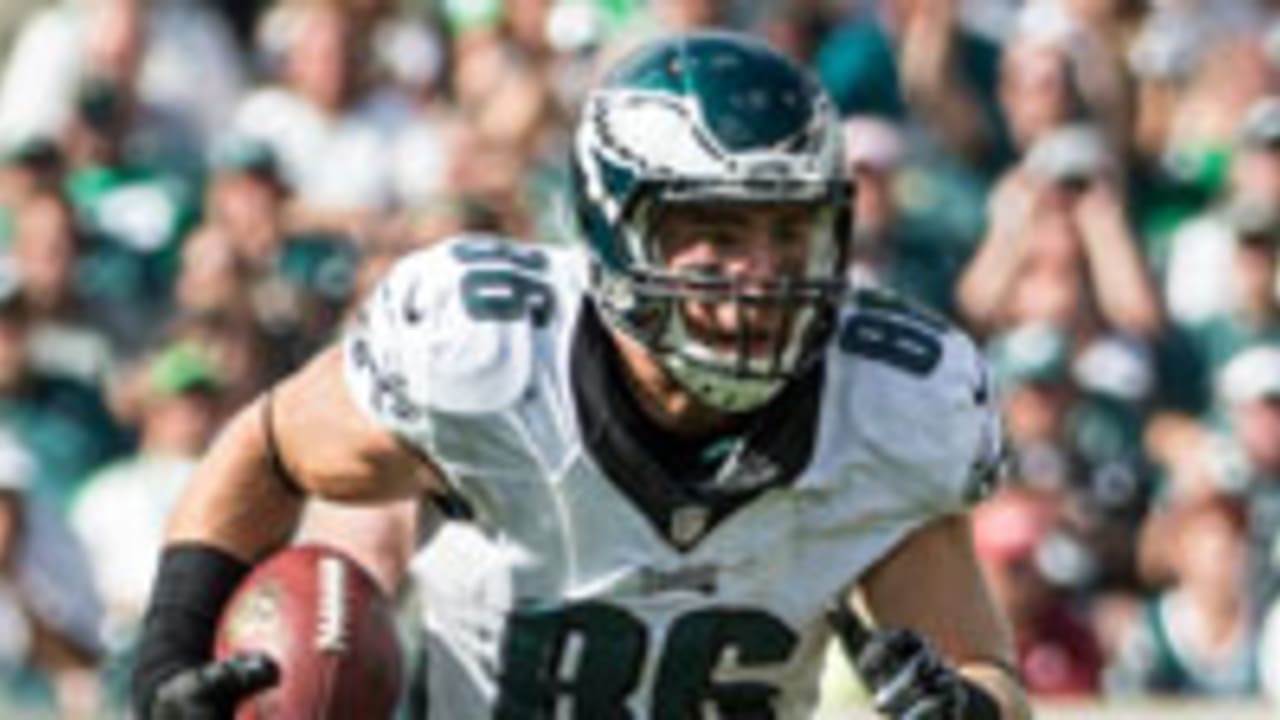 Zach-Ertz-sl-091714.jpg
