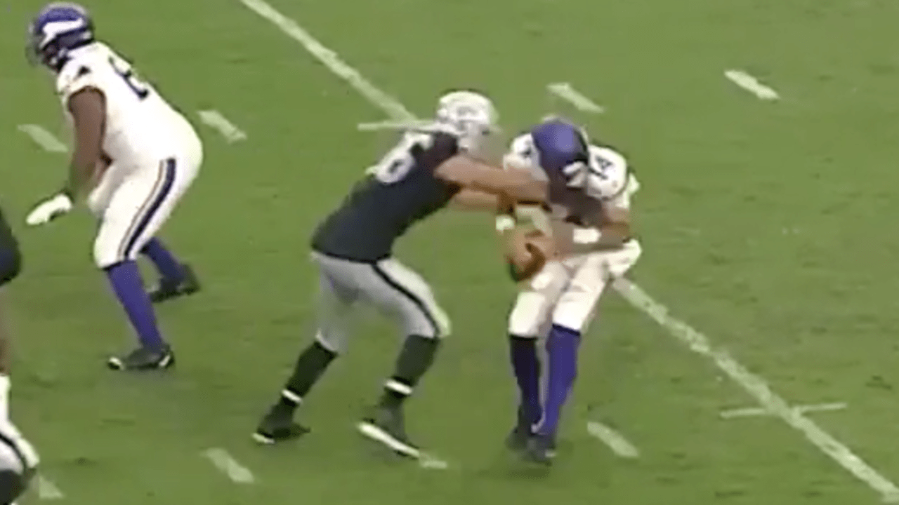 Las Vegas Raiders defensive end Tashawn Bower delivers monster sack to  Minnesota Vikings quarterback Sean Mannion