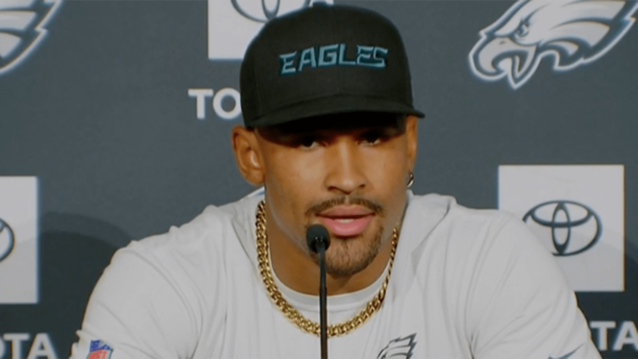 Philadelphia Eagles quarterback Jalen Hurts, Arizona Cardinals