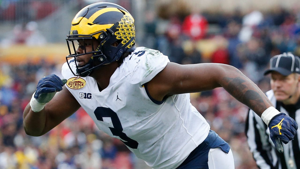 Rashan Gary announces intention to enter NFL draft