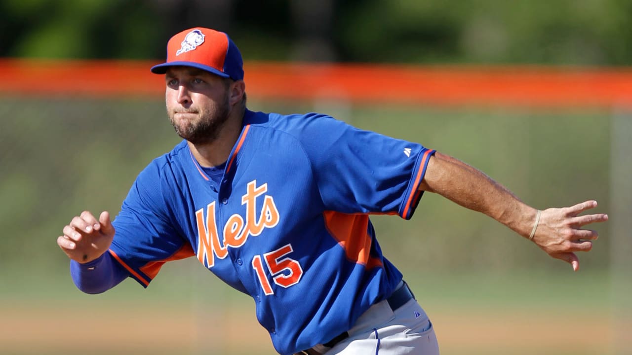 tebow-160928-sl