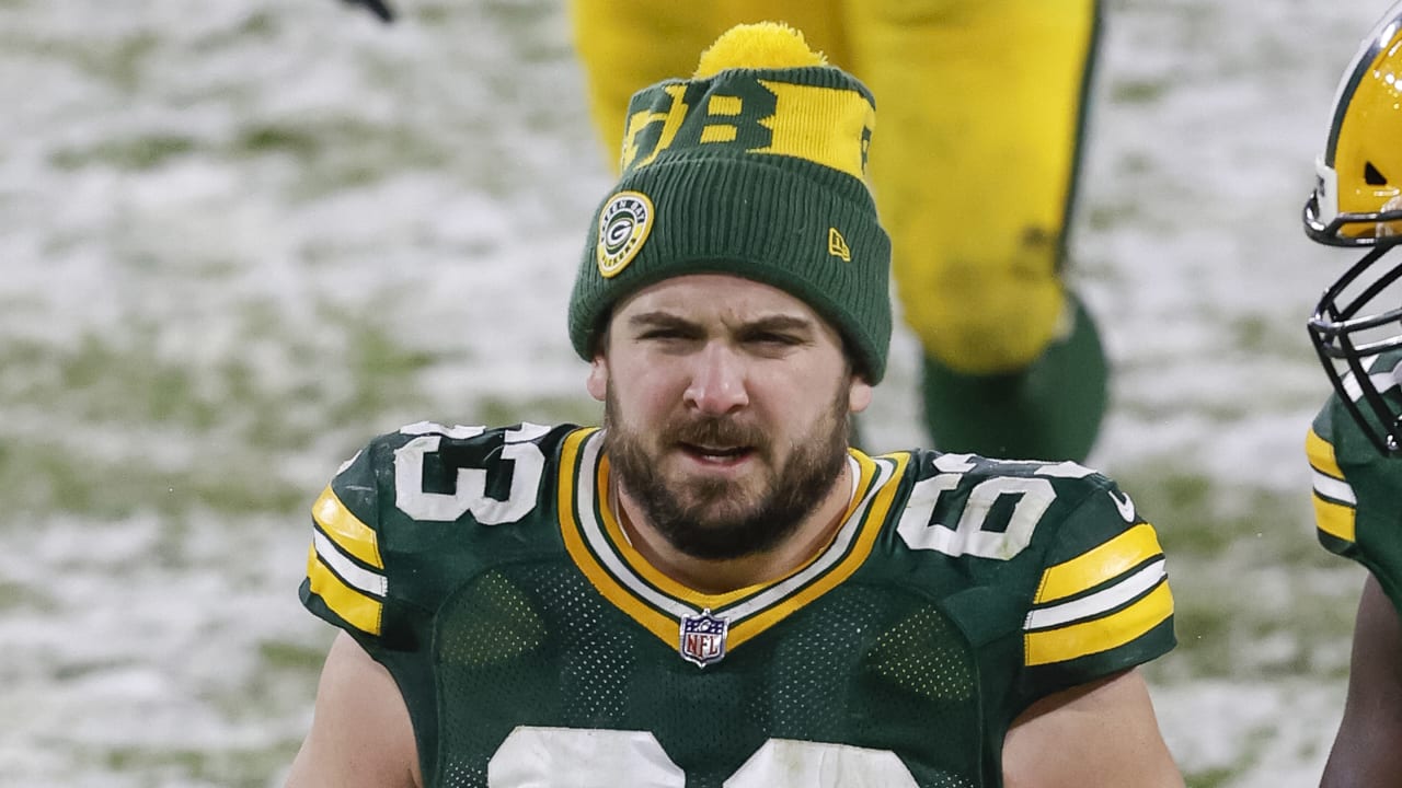 Pro Football Focus tabs Chargers' Corey Linsley as NFL's best center