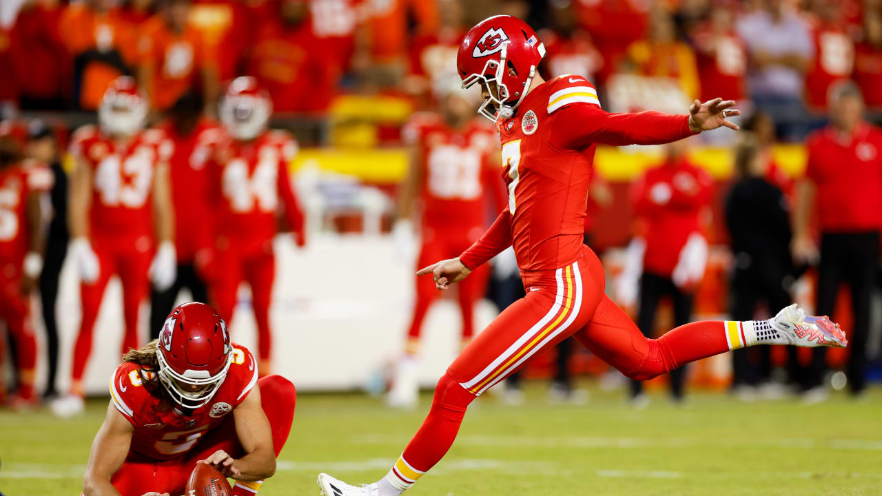 NFL playoffs highlights: Chiefs beat Bengals on late field goal