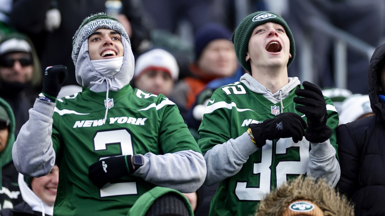 Football fan in stands for last Eagles' NFL championship win