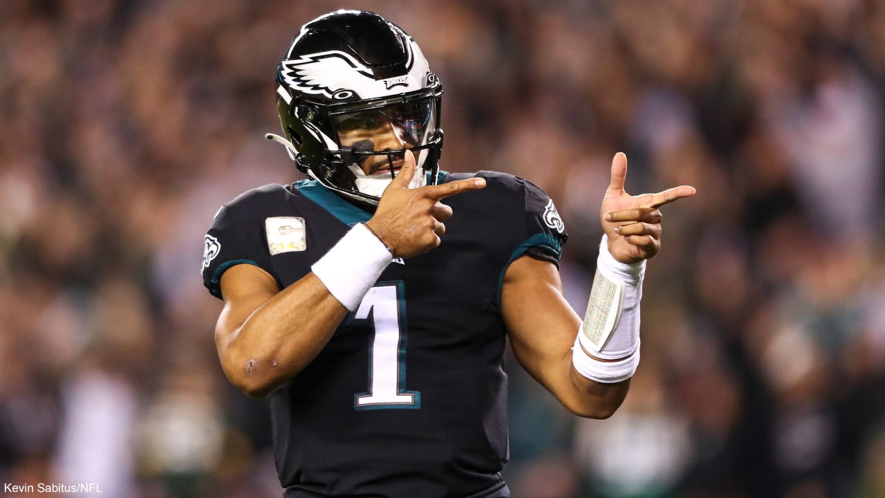 Philadelphia Eagles quarterback Jalen Hurts' best plays from his team