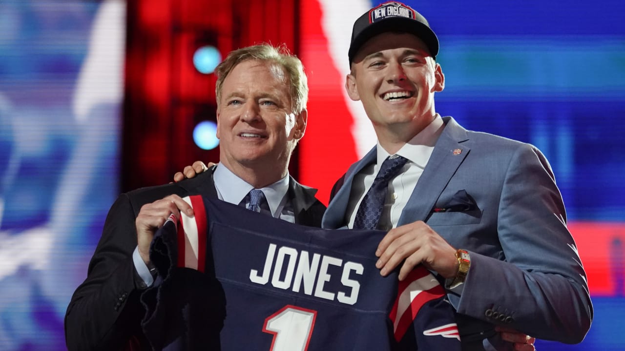 New England Patriots select Alabama Crimson Tide quarterback Mac Jones ...