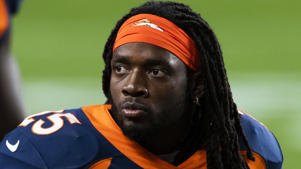 Broncos running back Melvin Gordon cited for DUI - CBS News