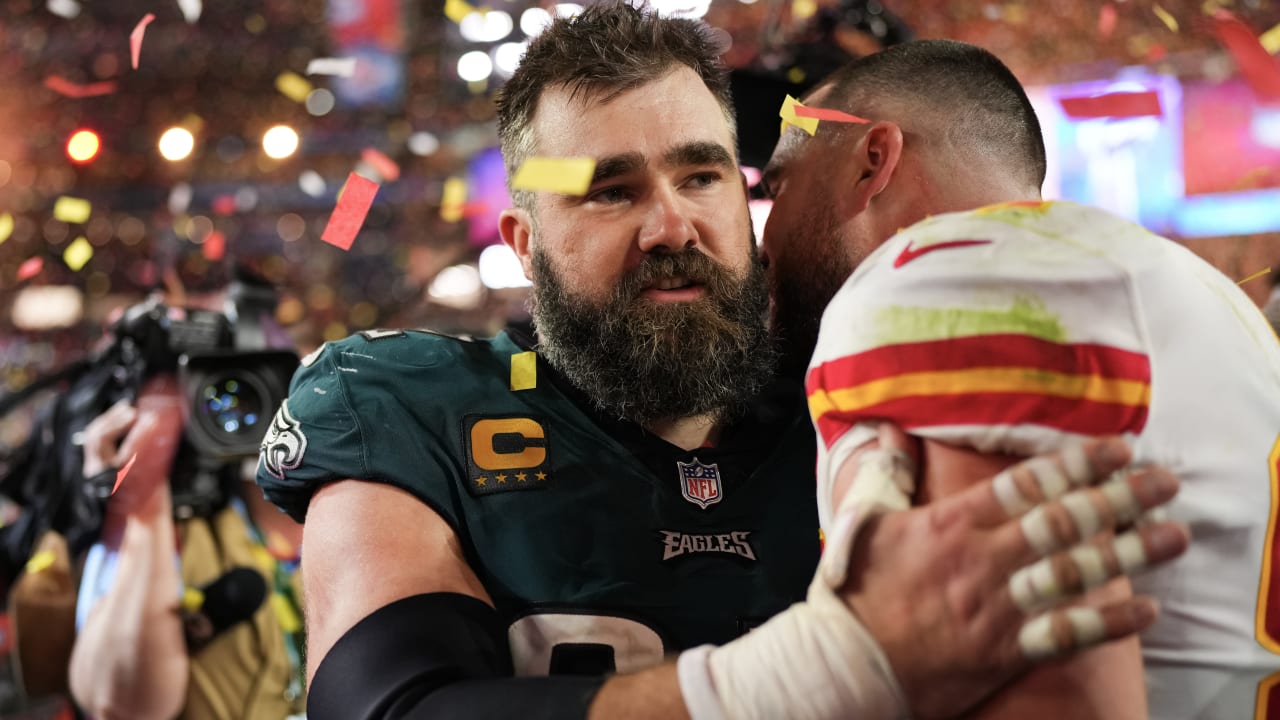 Travis Kelce emotional speaking about brother at Super Bowl - Los Angeles  Times