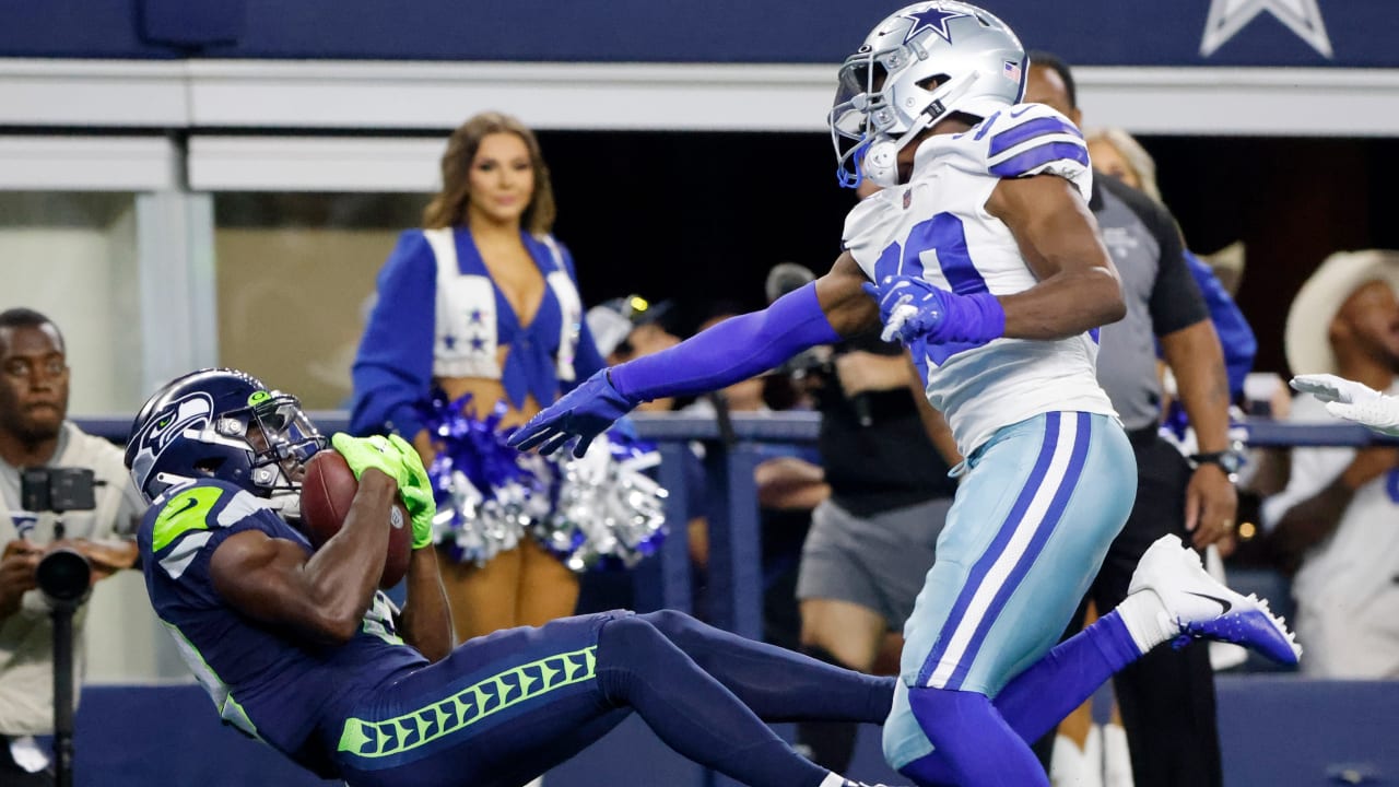 Dallas Cowboys safety DaRon Bland rips ball out for touchdown-saving PBU