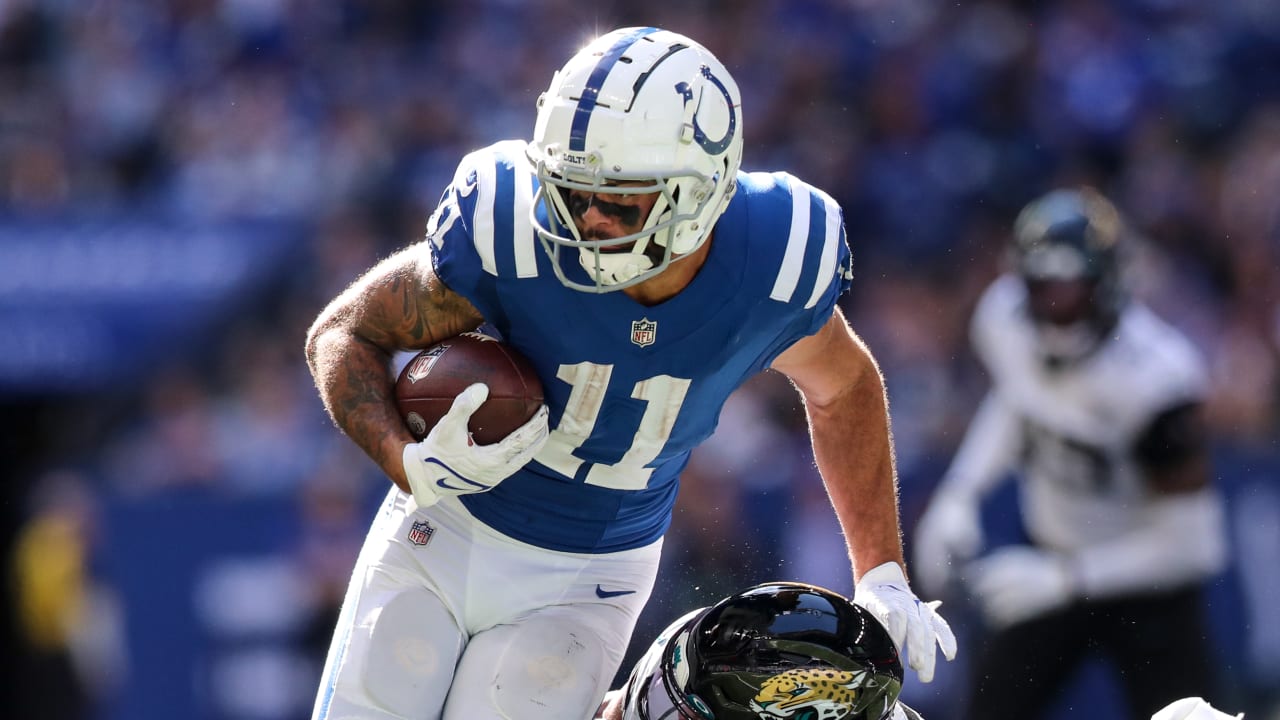 Indianapolis Colts' Michael Pittman Jr. makes a catch before an NFL  football game against the Pittsburgh Steelers, Monday, Nov. 28, 2022, in  Indianapolis. (AP Photo/AJ Mast Stock Photo - Alamy