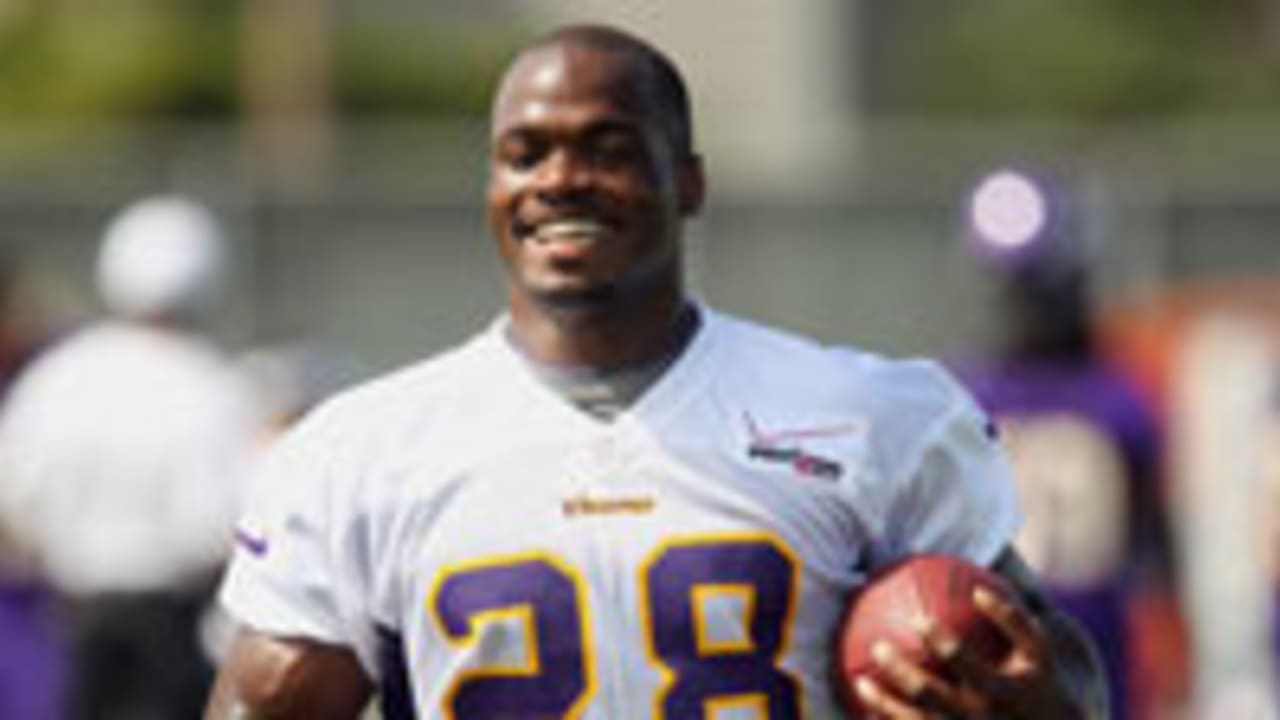 adrian-peterson-spot_120812.jpg