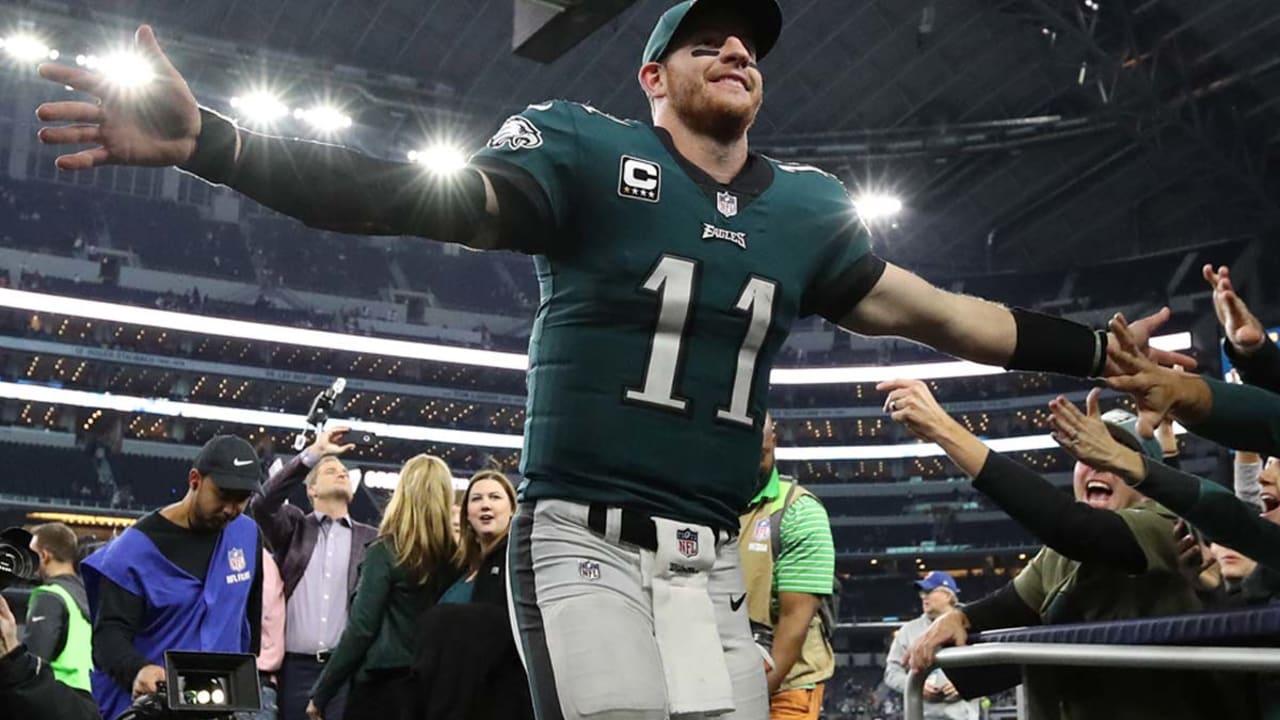 Bond between Wentz, Eagles fans nourished by mutual adoration