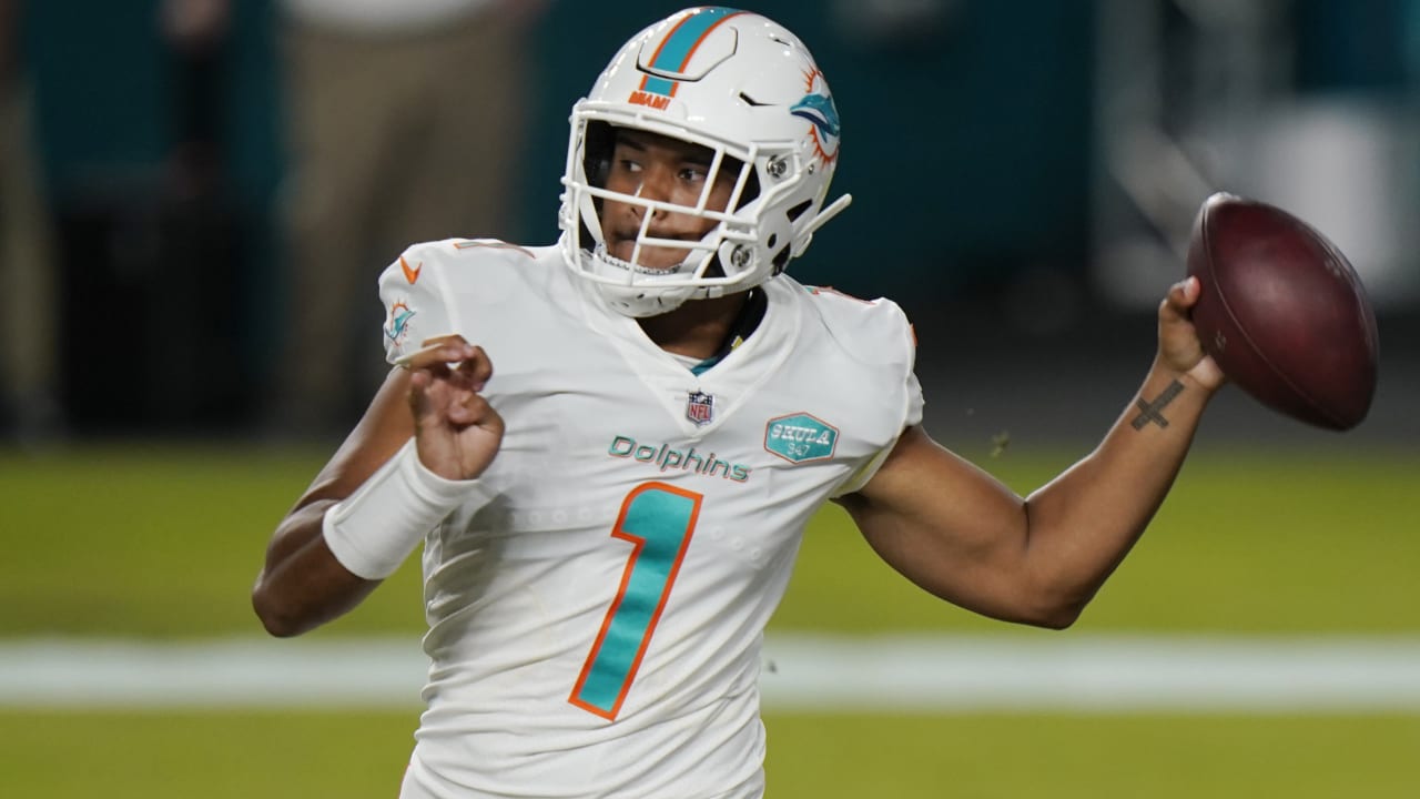 Fitzpatrick's 3 TD passes lead Dolphins past 49ers 43-17 San