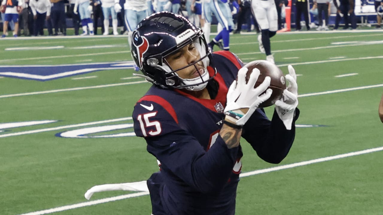 September 18, 2022: Houston Texans wide receiver Chris Moore (15) has the  ball go through his hands in the football game between the Denver Broncos  and Houston Texans at Empower Field Field