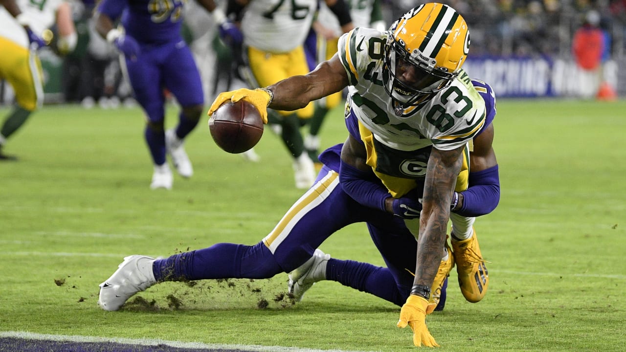 Green Bay Packers bowl over Minnesota Vikings to clinch NFC North title, NFL