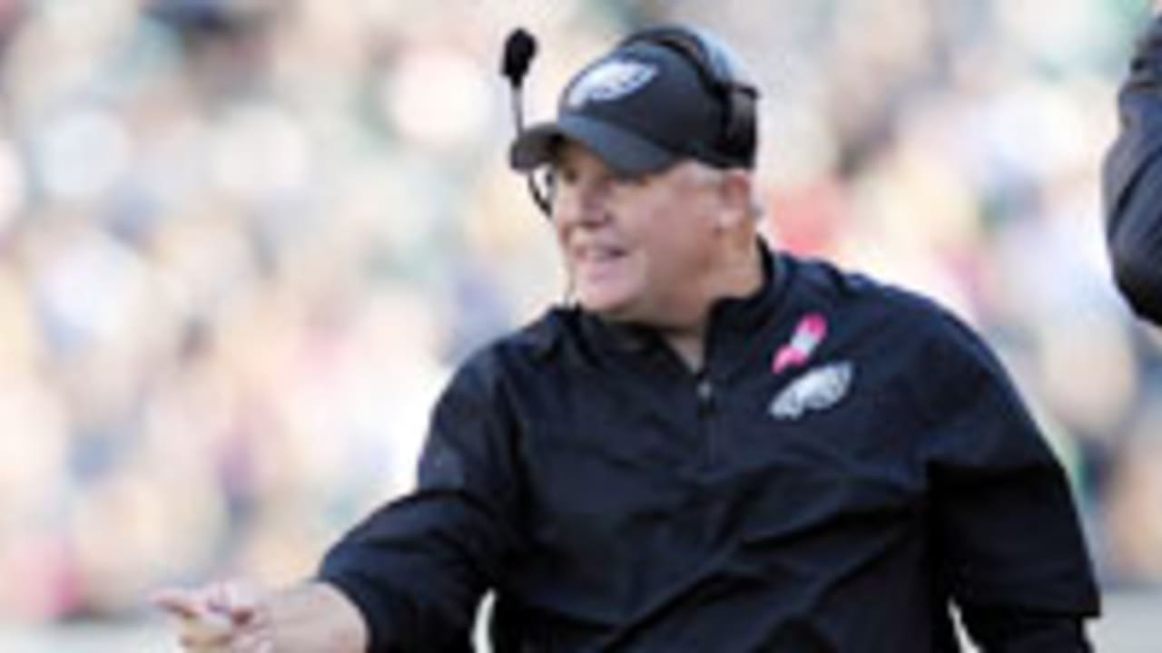 Chip-Kelly-sl-131031.jpg
