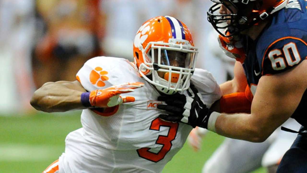 Vic-Beasley-tos-131008.jpg