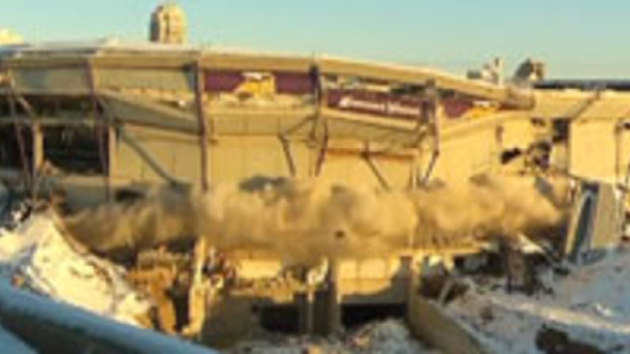 Stadium demolition: Explosives set off at Minnesota Vikings