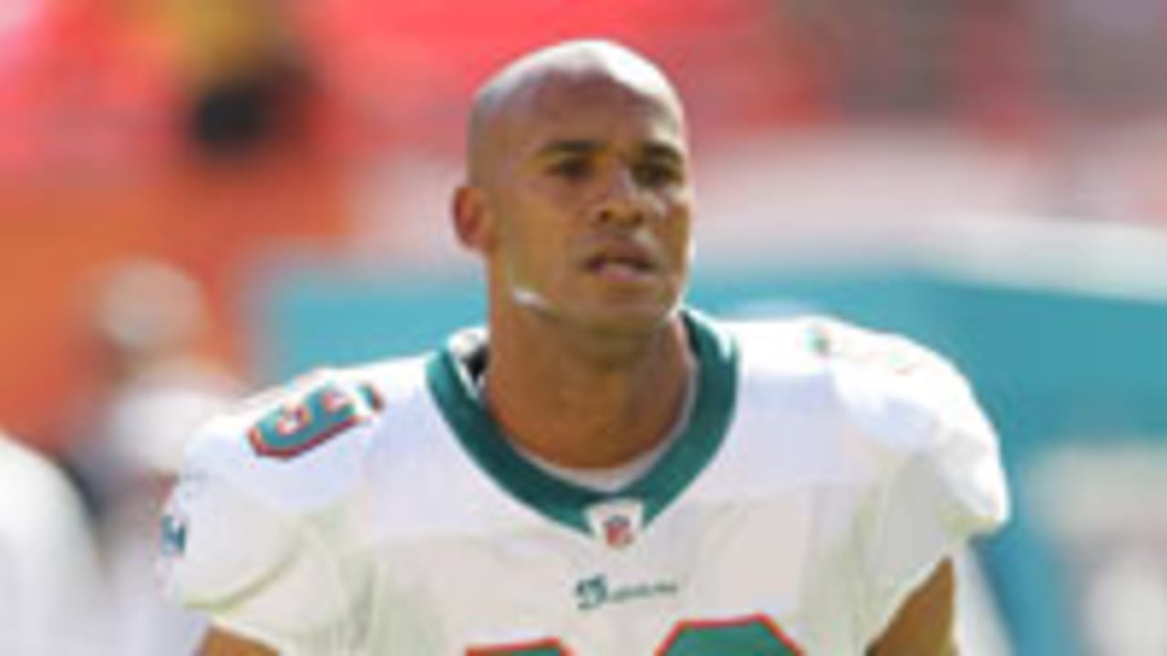 For NFL's Jason Taylor, Playing Through Pain Was Part Of The Game