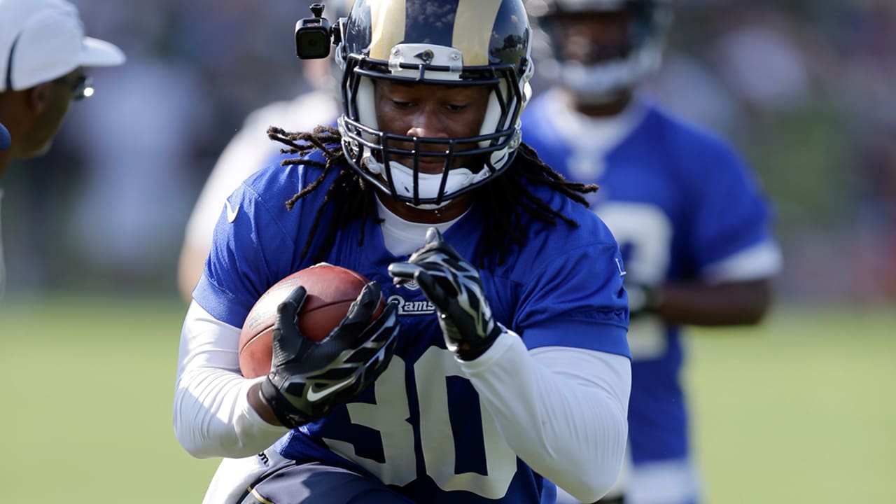 Detroit Lions: Todd Gurley can bring some depth and value to the backfield