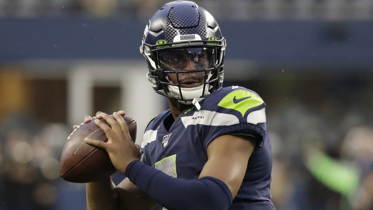 Seahawks undrafted free-agent roundup: Seattle signs WSU QB