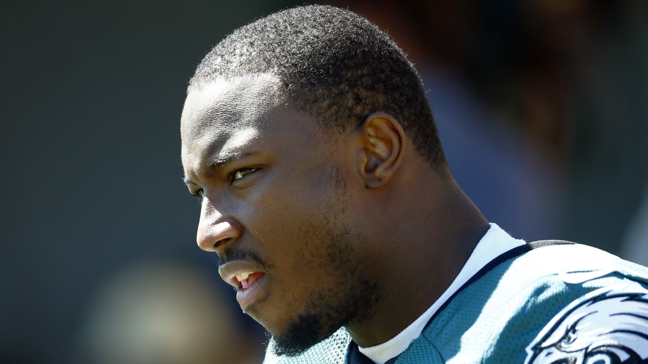 Eagles' all-time leading rusher LeSean McCoy to sign 1-day contract